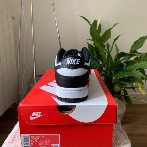 Nike Dunk Low White Black (2021) (W) main image 4